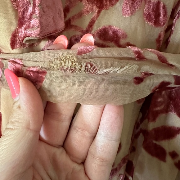 Vici Calgary Floral Tie Dress - Picture 8 of 9